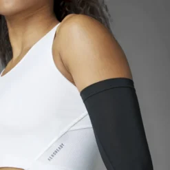 adidasAdizero Essentials Running Crop Top - Brassière de sport femme