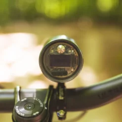 Exposure LightsMaXx-D 17 - USB-C Charging - Lampe avant vélo