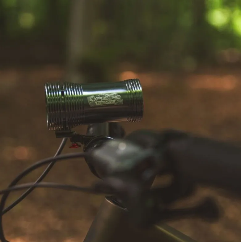 Exposure LightsMaXx-D 17 - USB-C Charging - Lampe avant vélo