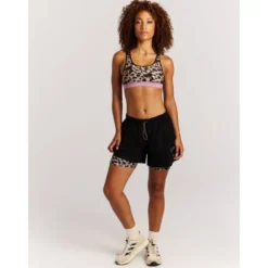 ProtestPrtanise - Short running femme