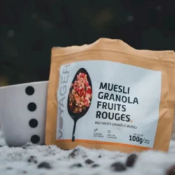 Voyager NutritionRed Fruits Granola Muesli - Petit-déjeuner